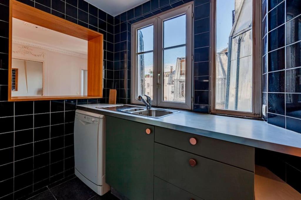 Charmant Appartement Au Coeur De Paris Exterior photo
